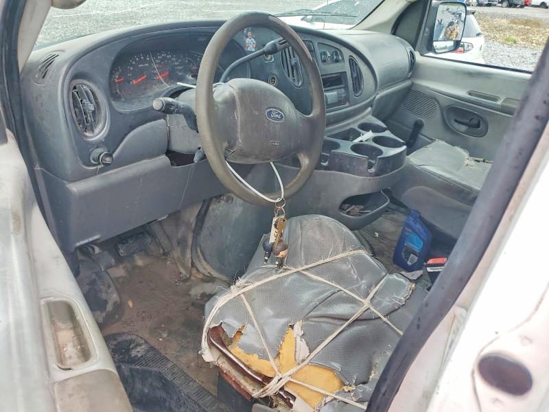 61802796 :رقم المزاد ، 1FTNE24L86DA36771 vin ، 2006 Ford Econoline مزاد بيع