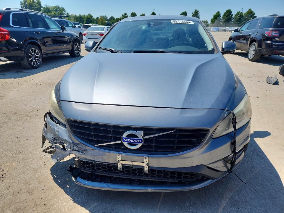 66446666 :رقم المزاد ، YV126MFL7H2422518 vin ، 2017 Volvo S60 مزاد بيع