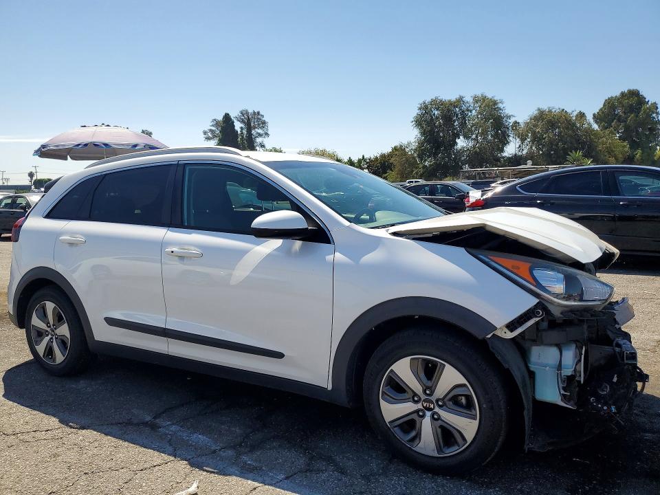 Продаж на аукціоні авто 2018 Kia Niro, vin: KNDCB3LC4J5133508, номер лоту: 66654546