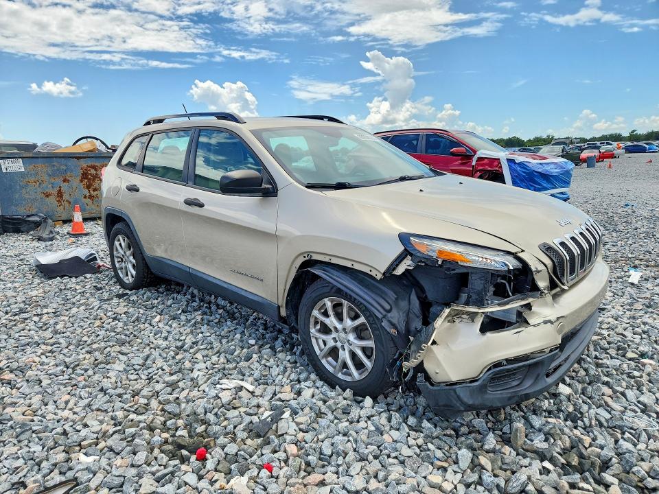 65938786 :رقم المزاد ، 1C4PJLAB2FW596585 vin ، 2015 Jeep Cherokee مزاد بيع