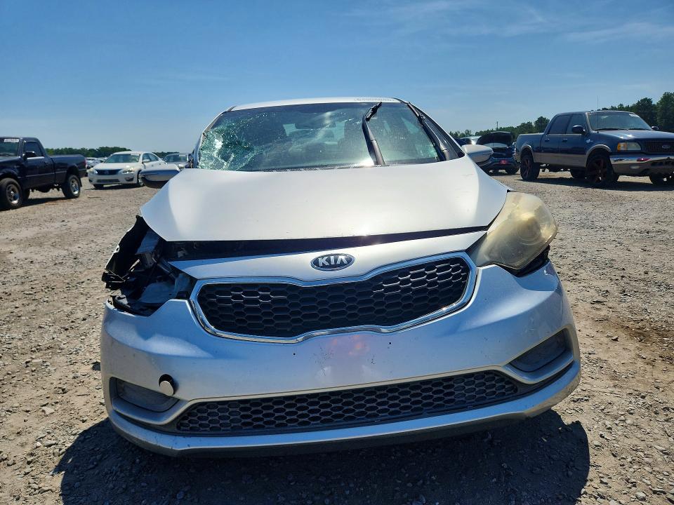 Продажа на аукционе авто 2015 Kia Forte, vin: KNAFX4A67F5272201, номер лота: 64908046