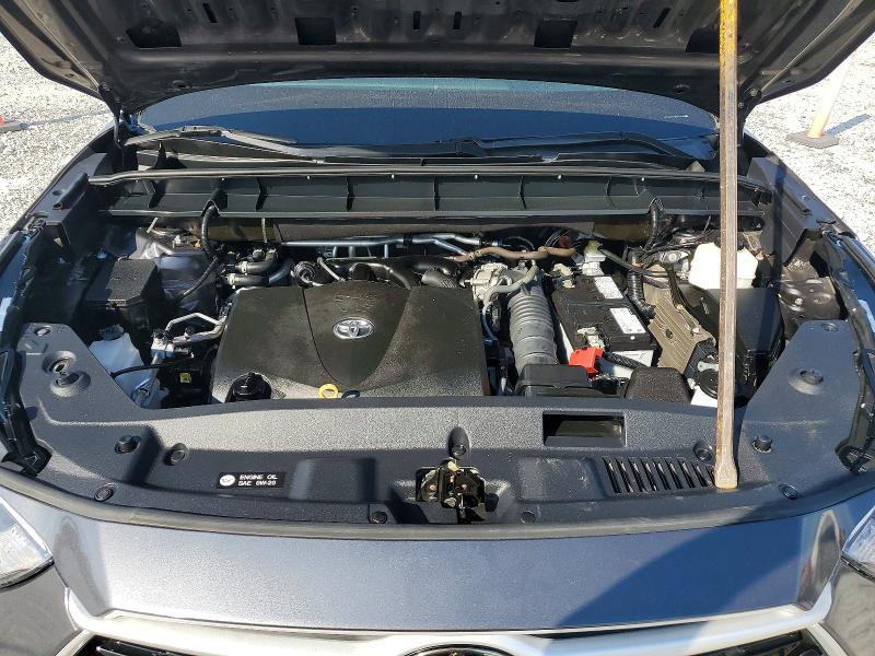 Продаж на аукціоні авто 2021 Toyota Highlander, vin: 5TDGZRBH8MS528707, номер лоту: 64798406