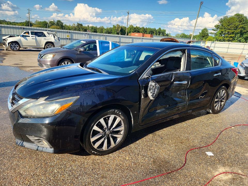 Aukcja sprzedaży 2017 Nissan Altima, vin: 1N4AL3AP3HC163282, numer aukcji: 66756106