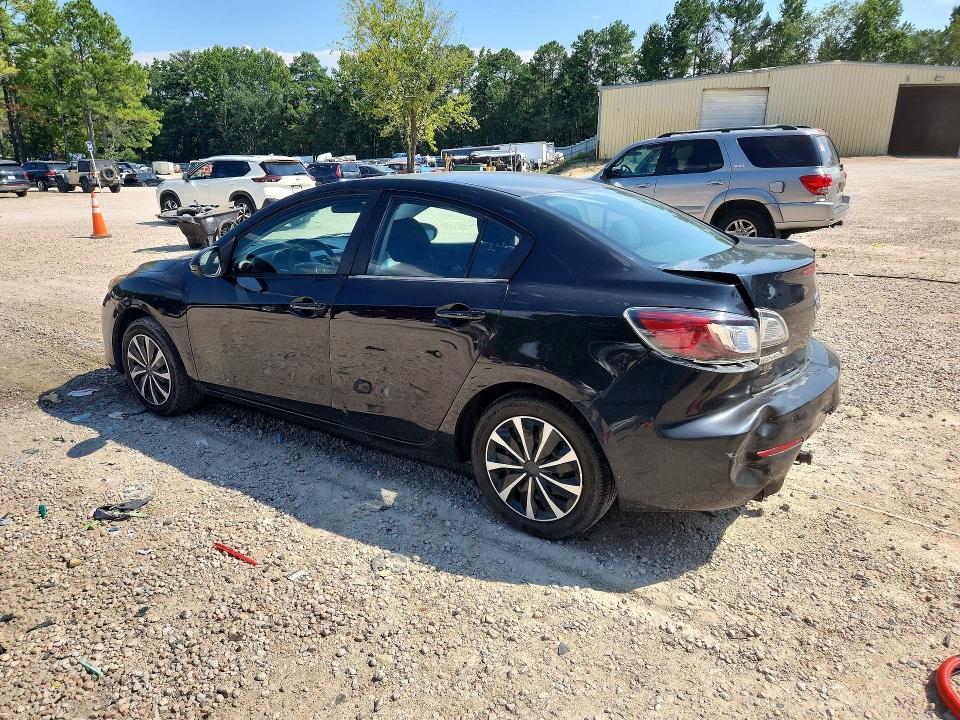 64698326 :رقم المزاد ، JM1BL1U77D1702751 vin ، 2013 Mazda 3 مزاد بيع