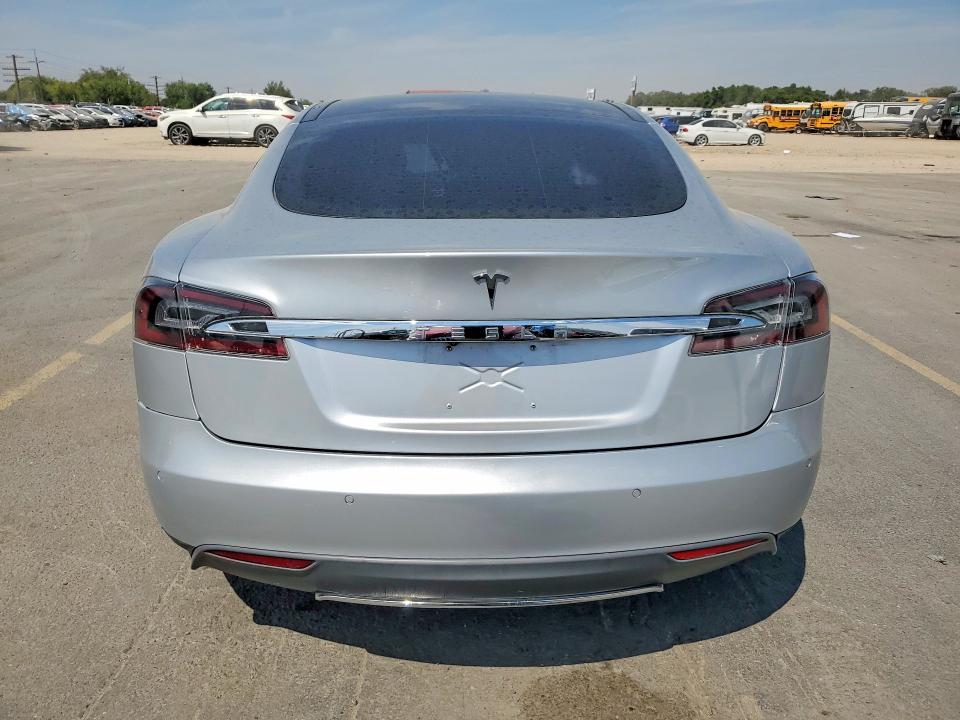 66216246 :رقم المزاد ، 5YJSA1E29HF230719 vin ، 2017 Tesla Model S مزاد بيع