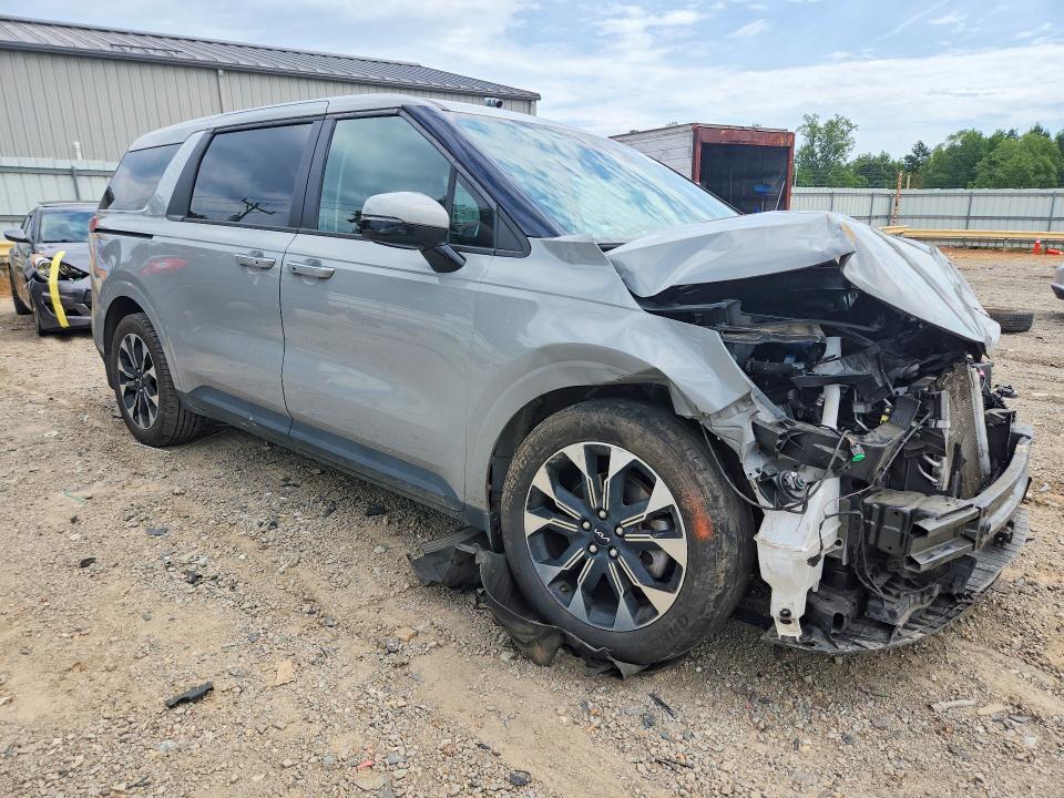 2023 Kia Carnival მანქანა იყიდება აუქციონზე, vin: KNDNC5H30P6261371, აუქციონის ნომერი: 64850406
