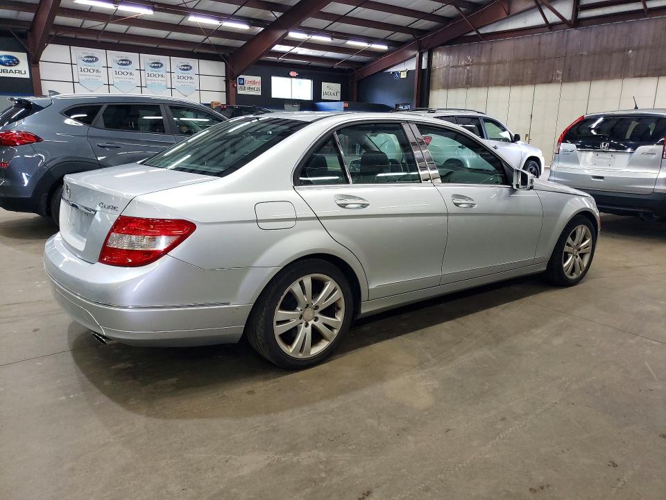 63378806 :رقم المزاد ، WDDGF8BB8AR105933 vin ، 2010 Mercedes-benz C مزاد بيع