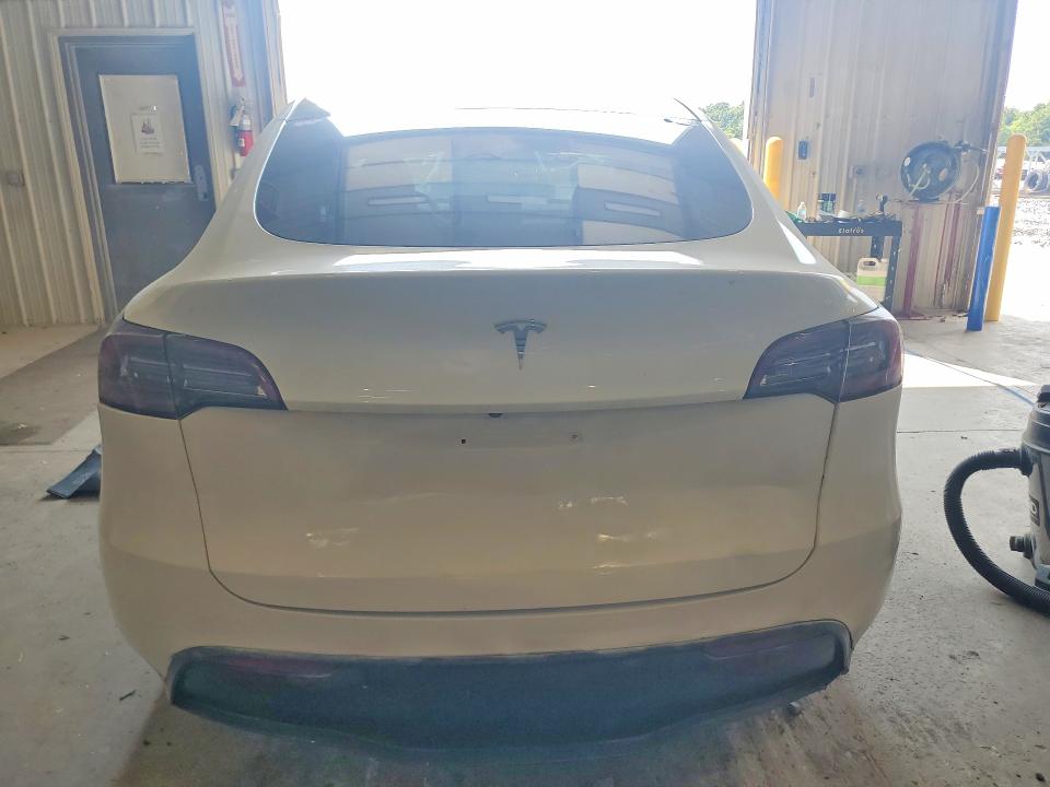 Продажа на аукционе авто 2023 Tesla Model Y, vin: 7SAYGDEE6PF752147, номер лота: 63787966