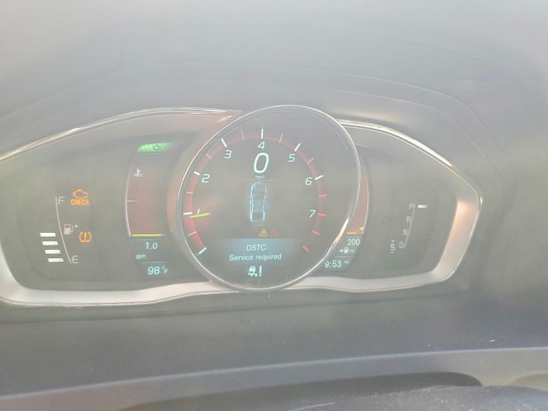 2015 Volvo S60 მანქანა იყიდება აუქციონზე, vin: YV140MFB7F1314615, აუქციონის ნომერი: 62957006