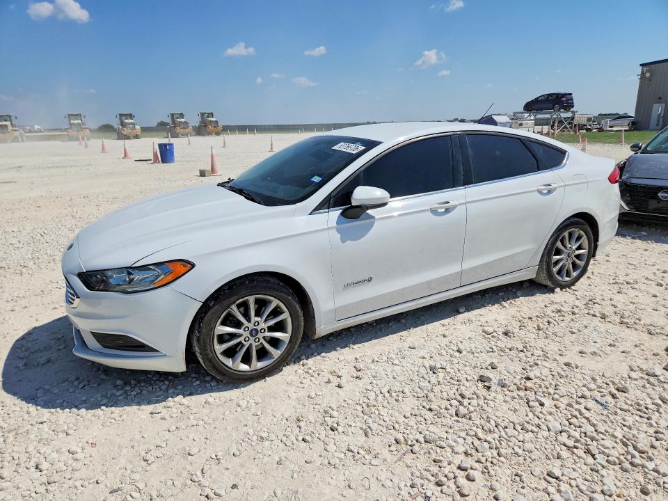 Продажа на аукционе авто 2017 Ford Fusion, vin: 3FA6P0LU1HR256749, номер лота: 63766706
