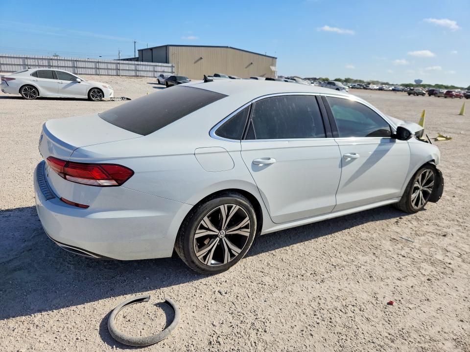 2022 Volkswagen Passat მანქანა იყიდება აუქციონზე, vin: 1VWSA7A36NC005777, აუქციონის ნომერი: 65931916