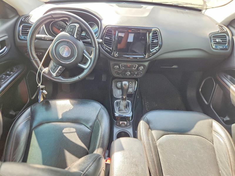 66255626 :رقم المزاد ، 3C4NJDCB5JT245145 vin ، 2018 Jeep Compass مزاد بيع