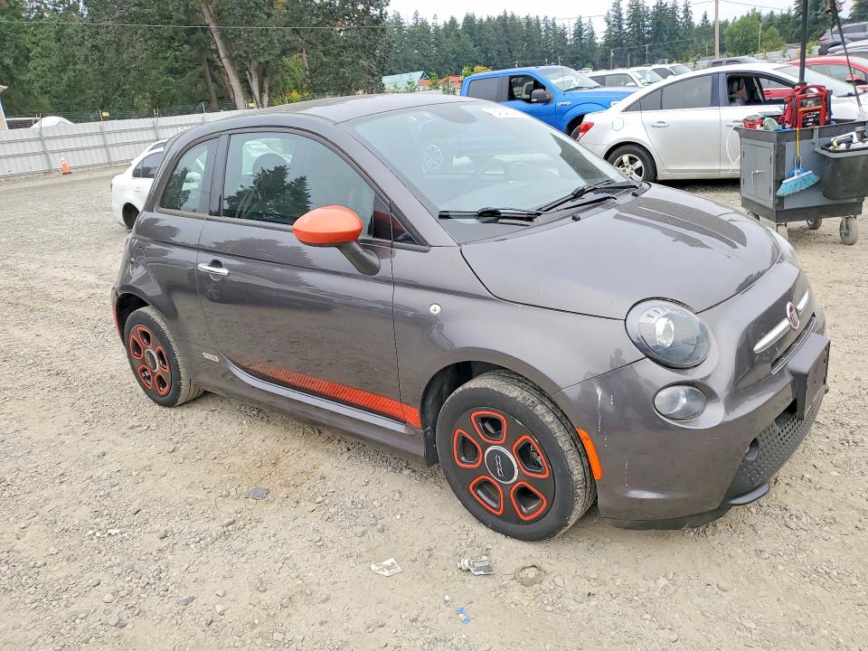 Продажа на аукционе авто 2015 Fiat 500, vin: 3C3CFFGE8FT585717, номер лота: 64340746