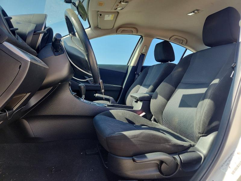 65521356 :رقم المزاد ، JM1BL1VF6B1487477 vin ، 2011 Mazda 3 مزاد بيع