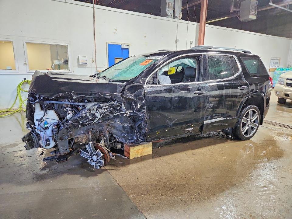 66872856 :رقم المزاد ، 1GKKNXLS4JZ117565 vin ، 2018 Gmc Acadia مزاد بيع