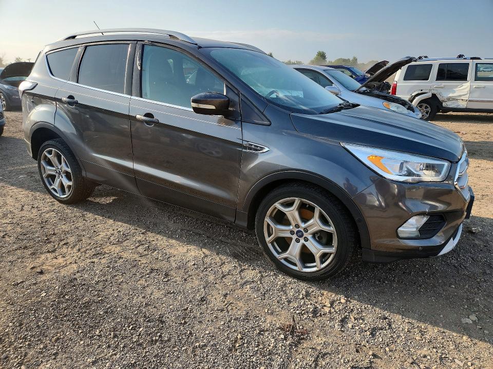 Продаж на аукціоні авто 2017 Ford Escape, vin: 1FMCU9J95HUA36804, номер лоту: 65994266
