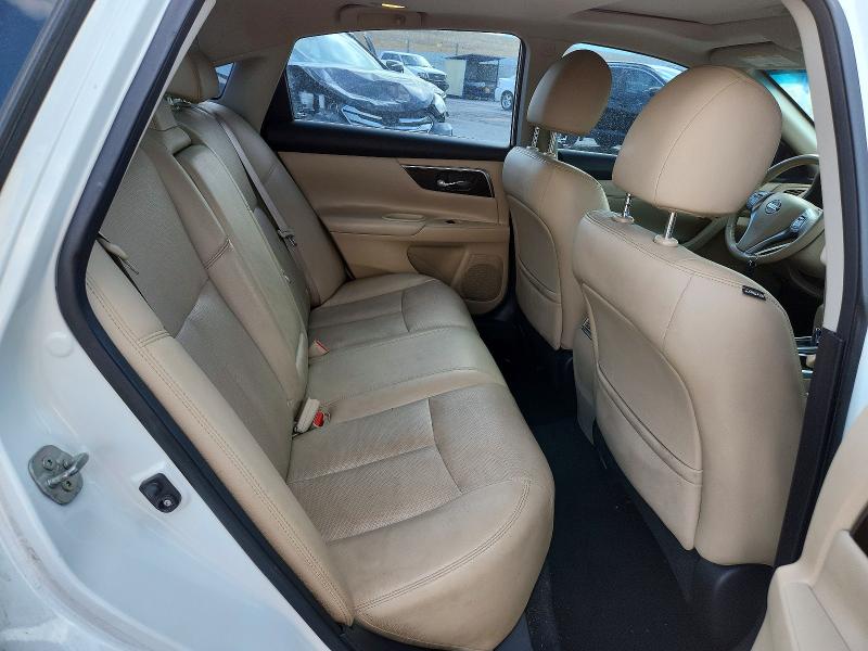 Продажа на аукционе авто 2015 Nissan Altima, vin: 1N4AL3AP4FC592914, номер лота: 64331626