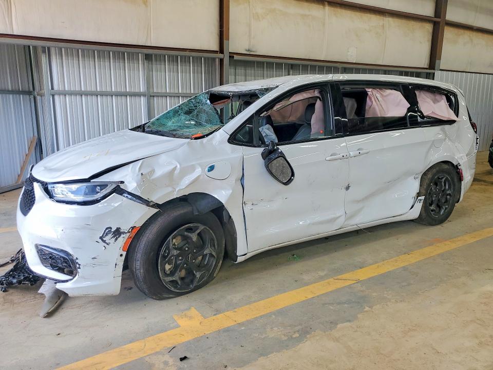Продажа на аукционе авто 2024 Chrysler Pacifica, vin: 2C4RC1S71RR111951, номер лота: 64203206