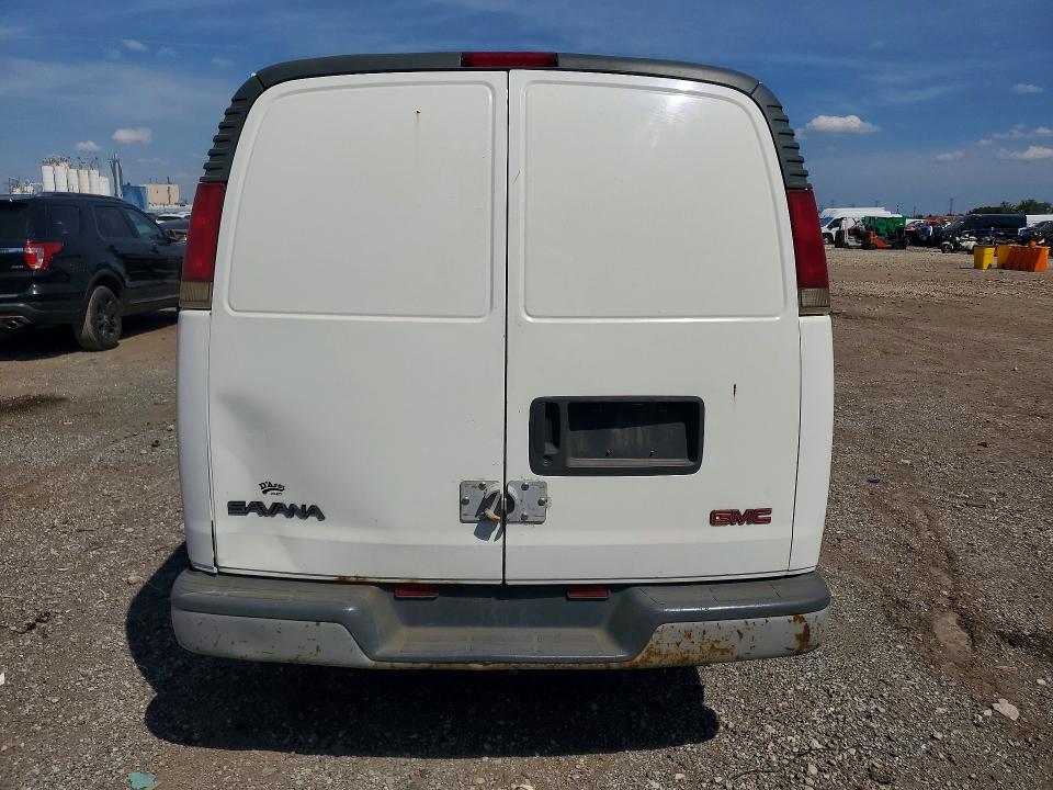 66504066 :رقم المزاد ، 1GTHG39R611100875 vin ، 2001 Gmc Savana مزاد بيع