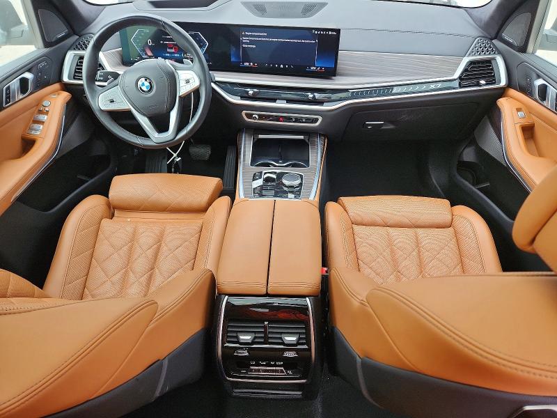 64581066 :رقم المزاد ، 5UX23EM0XR9S36542 vin ، 2024 Bmw X7 مزاد بيع