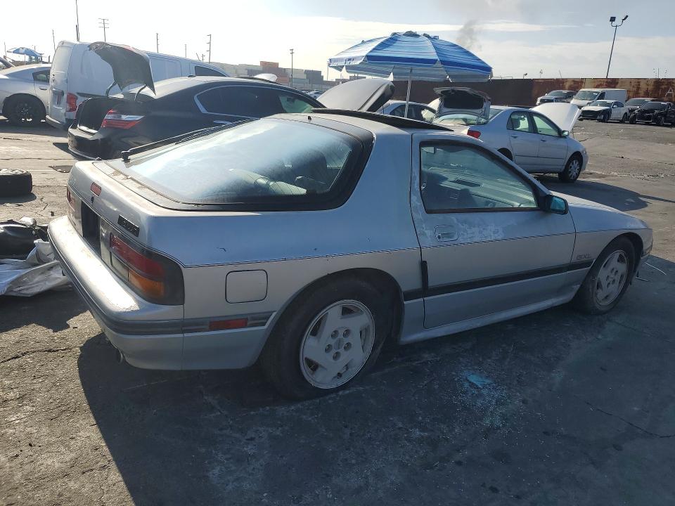 1987 Mazda Rx7 მანქანა იყიდება აუქციონზე, vin: JM1FC3312H0506142, აუქციონის ნომერი: 62331916