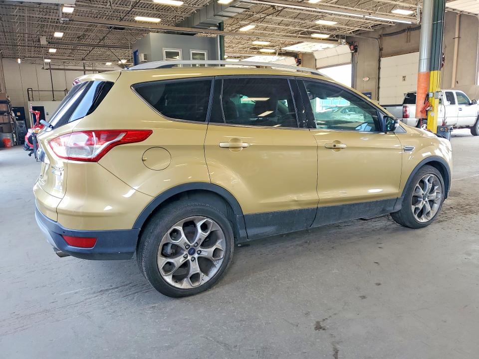 2014 Ford Escape მანქანა იყიდება აუქციონზე, vin: 1FMCU0JX7EUC36640, აუქციონის ნომერი: 64639086