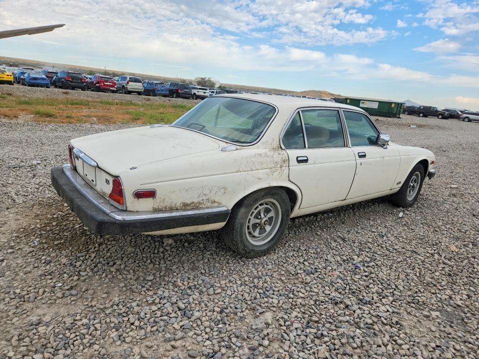 Auction sale of the 1986 Jaguar Xj6, vin: SAJAV1343GC436880, lot number: 66069636