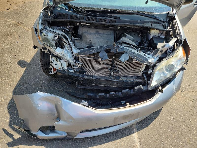 Aukcja sprzedaży 2016 Toyota Sienna, vin: 5TDZK3DC8GS695780, numer aukcji: 65379986
