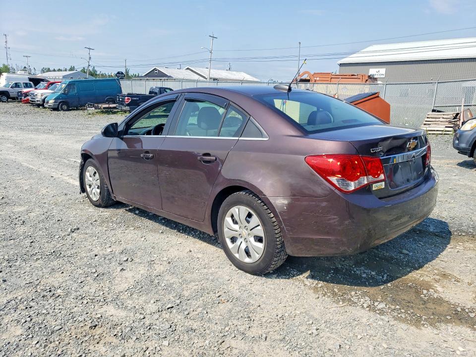 64727796 :رقم المزاد ، 1G1PC5SB8F7126973 vin ، 2015 Chevrolet Cruze مزاد بيع