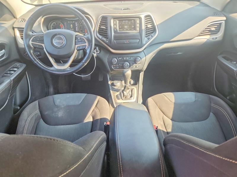 64294946 :رقم المزاد ، 1C4PJMCS4GW218353 vin ، 2016 Jeep Cherokee مزاد بيع