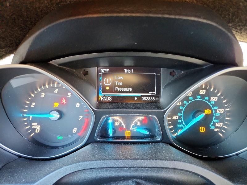 64997316 :رقم المزاد ، 1FMCU0J96FUC39922 vin ، 2015 Ford Escape مزاد بيع
