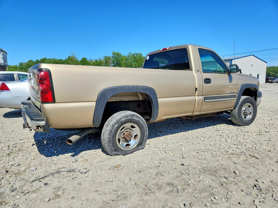 2004 Chevrolet Silverado მანქანა იყიდება აუქციონზე, vin: 1GCHC24U84E229179, აუქციონის ნომერი: 63834156