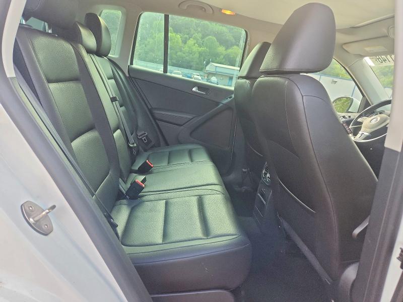 65461146 :رقم المزاد ، WVGBV7AX7FW583943 vin ، 2015 Volkswagen Tiguan مزاد بيع