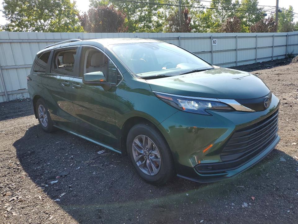 2024 Toyota Sienna მანქანა იყიდება აუქციონზე, vin: 5TDKRKEC6RS219147, აუქციონის ნომერი: 66127936
