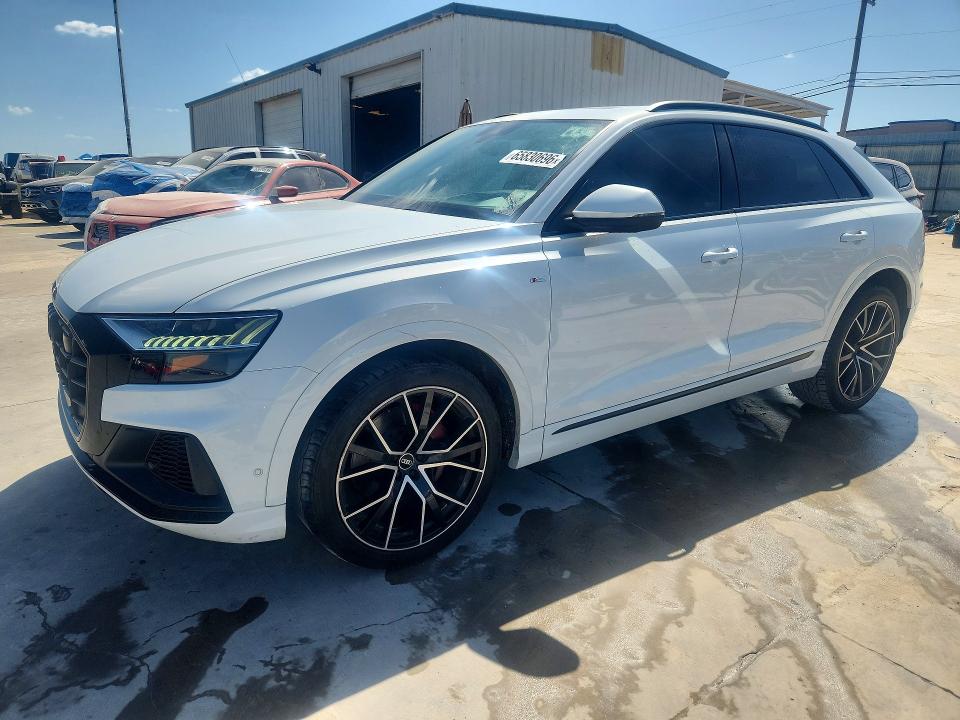 65830696 :رقم المزاد ، WA1FVAF14MD026496 vin ، 2021 Audi Q8 مزاد بيع