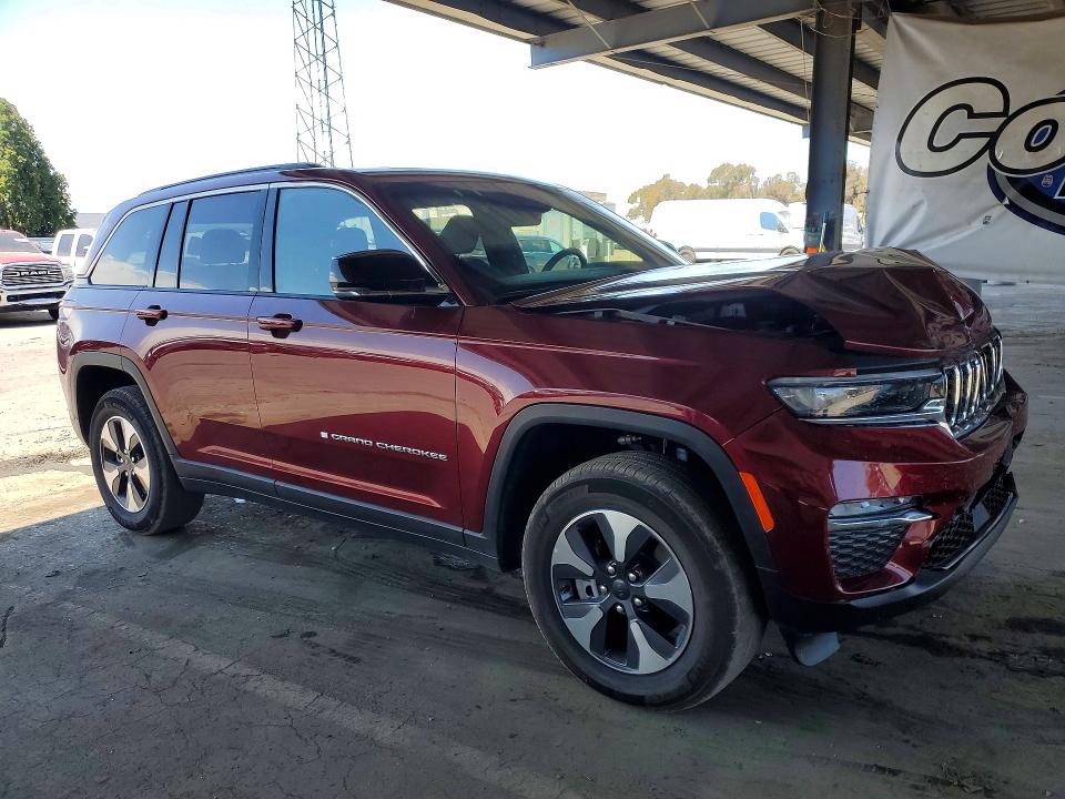Продаж на аукціоні авто 2025 Jeep Grand Cherokee, vin: 1C4RJYB63S8704265, номер лоту: 64491366