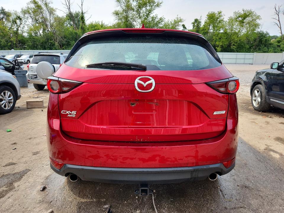 64240886 :رقم المزاد ، JM3KFBBM3J0335068 vin ، 2018 Mazda Cx-5 مزاد بيع