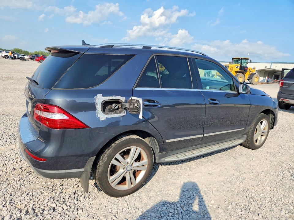 Продаж на аукціоні авто 2015 Mercedes-benz Ml, vin: 4JGDA5JBXFA512858, номер лоту: 64220966