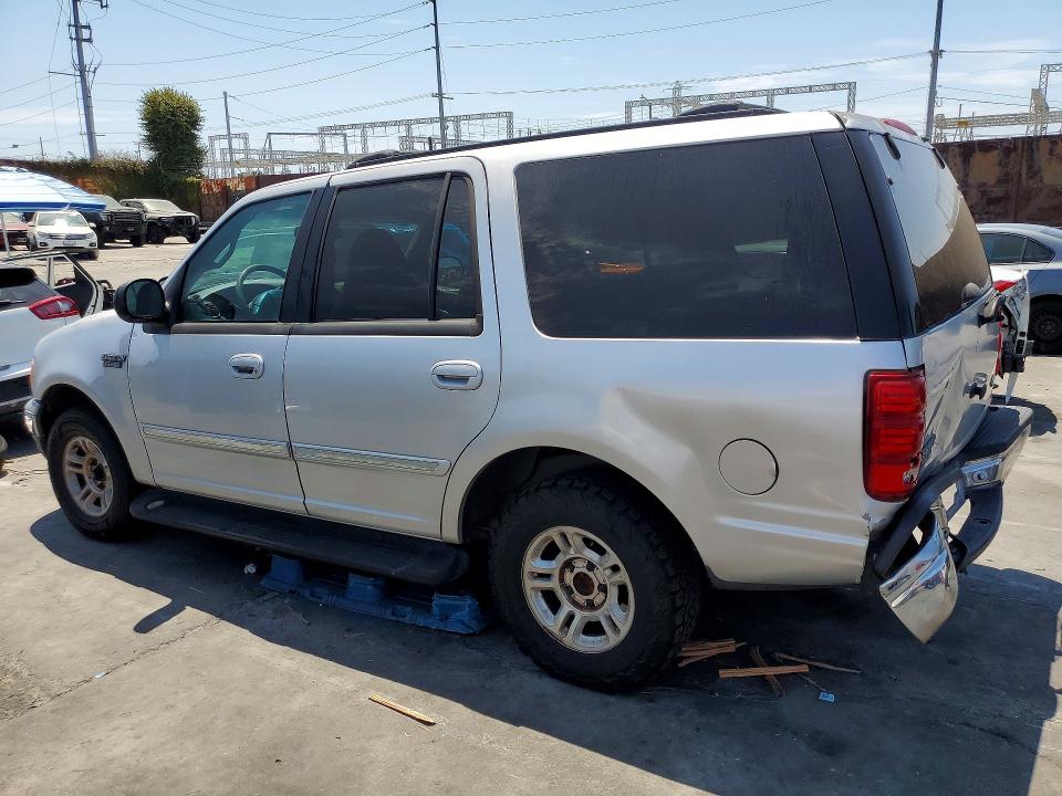 63605426 :رقم المزاد ، 1FMRU15W62LA99113 vin ، 2002 Ford Expedition مزاد بيع