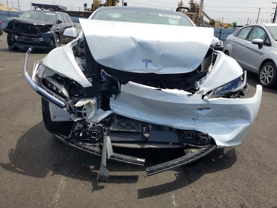 2025 Tesla Model 3 მანქანა იყიდება აუქციონზე, vin: 5YJ3E1EAXSF904934, აუქციონის ნომერი: 65222316