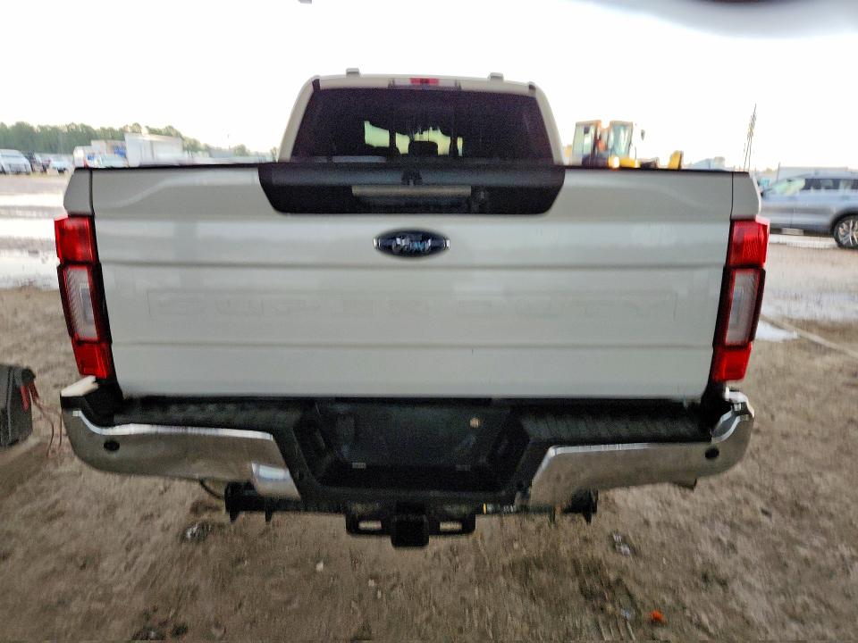 64110836 :رقم المزاد ، 1FT8W2BT7NEF45675 vin ، 2022 Ford F250 مزاد بيع