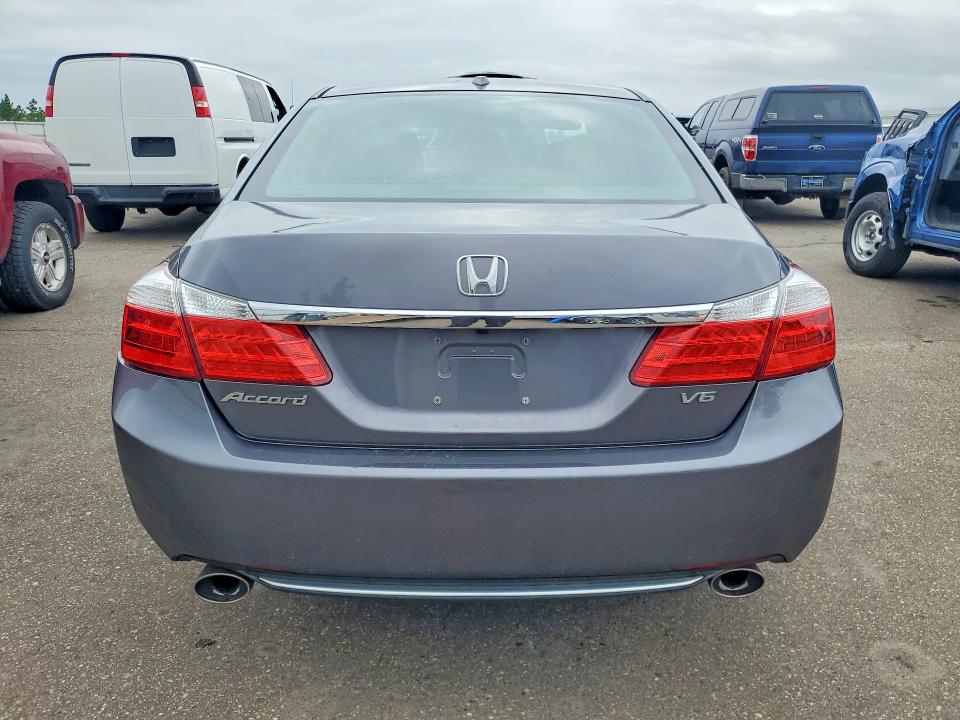 2015 Honda Accord მანქანა იყიდება აუქციონზე, vin: 1HGCR3F83FA007935, აუქციონის ნომერი: 64114516