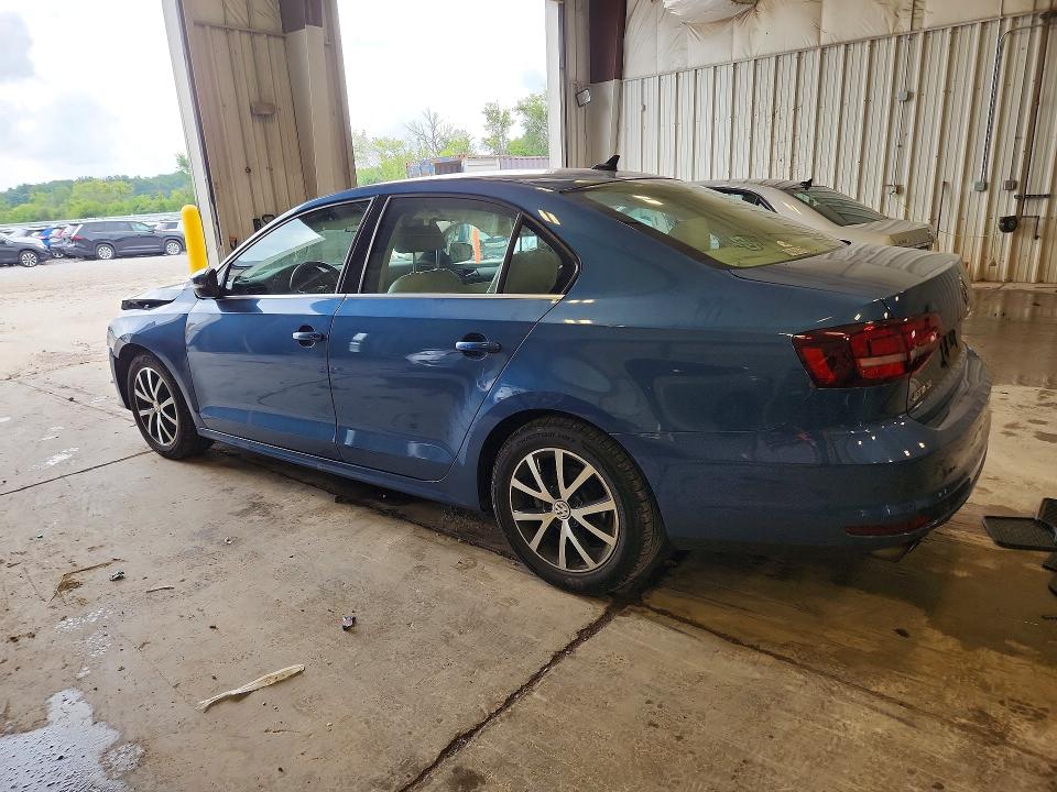 63669286 :رقم المزاد ، 3VWDB7AJ4JM250378 vin ، 2018 Volkswagen Jetta مزاد بيع