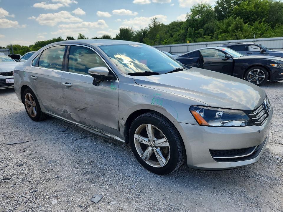 63098756 :رقم المزاد ، 1VWBP7A34CC074902 vin ، 2012 Volkswagen Passat مزاد بيع