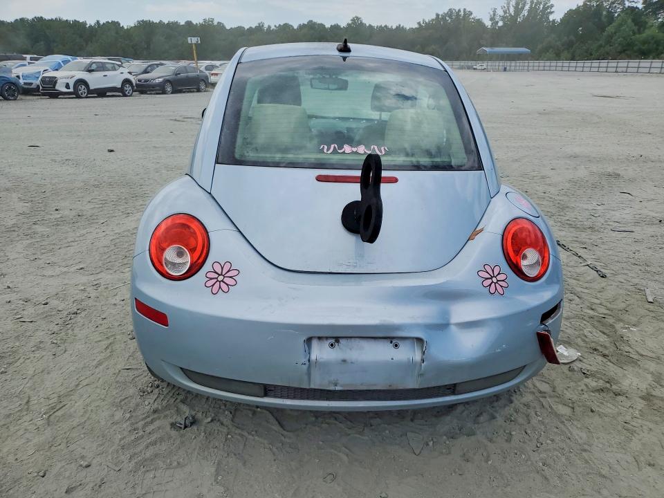 Aukcja sprzedaży 2010 Volkswagen New Beetle, vin: 3VWRW3AG7AM028621, numer aukcji: 65567636