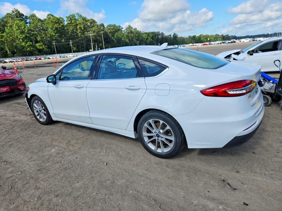 64804396 :رقم المزاد ، 3FA6P0HD7LR143714 vin ، 2020 Ford Fusion مزاد بيع