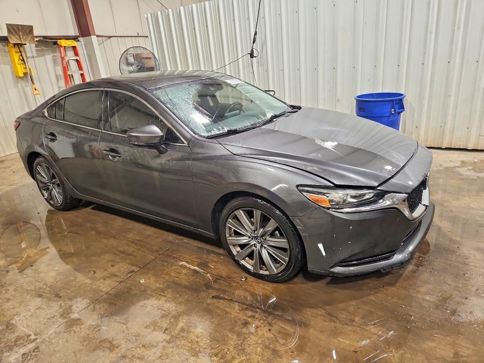 65353886 :رقم المزاد ، JM1GL1VM3J1315636 vin ، 2018 Mazda 6 مزاد بيع