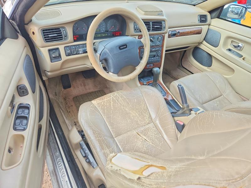 64276326 :رقم المزاد ، YV1NC56D4YJ006811 vin ، 2000 Volvo C70 مزاد بيع