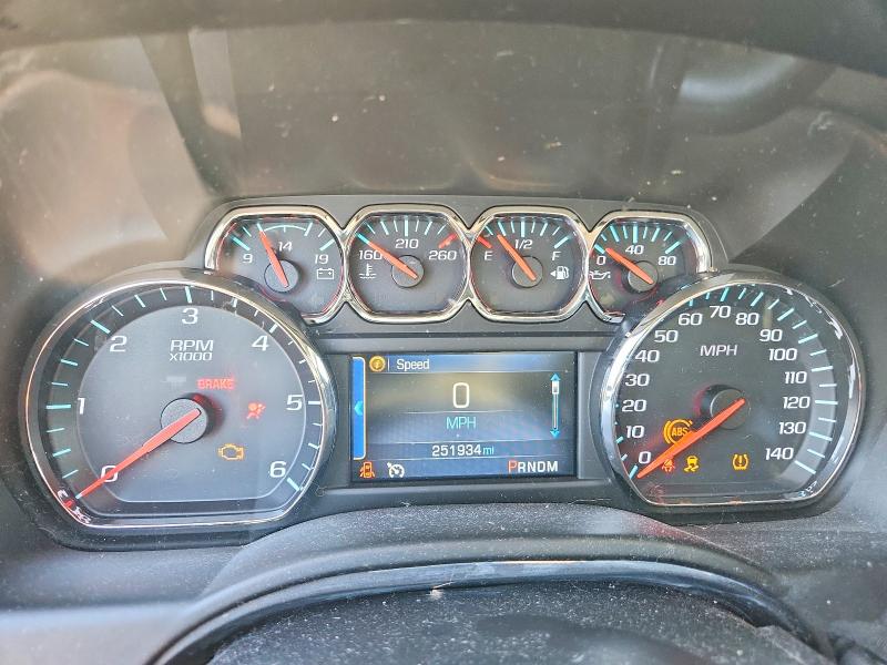 64119286 :رقم المزاد ، 1GNSCJKC0FR227066 vin ، 2015 Chevrolet Suburban مزاد بيع