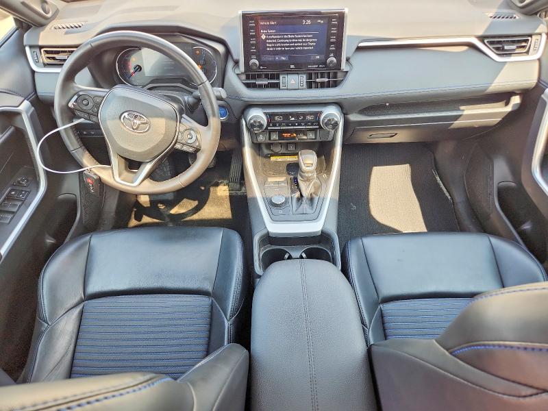 63667686 :رقم المزاد ، 2T3RWRFV6MW102868 vin ، 2021 Toyota Rav4 مزاد بيع